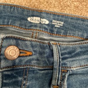 Old Navy Rockstar Skinny Jeans- Size 4